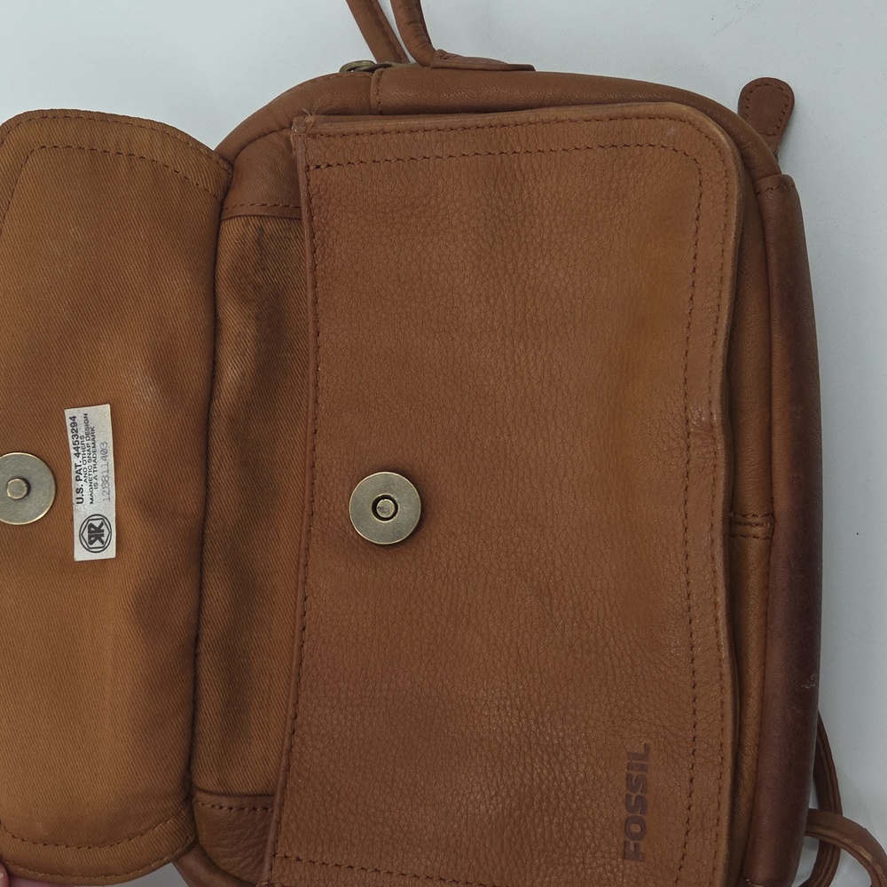 2 Fossil Brown Leather Crossbody Bags and 1 Wallet Set - Picture 12 of 16